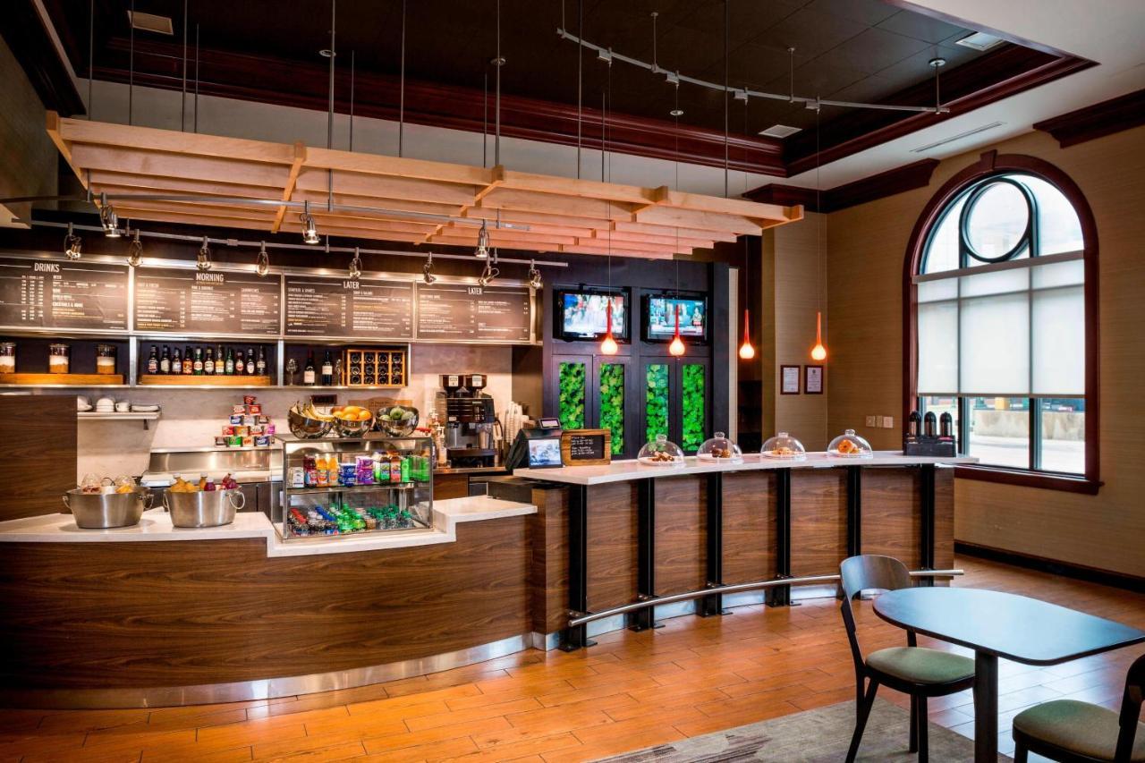 מלון Courtyard By Marriott Norfolk Downtown מראה חיצוני תמונה
