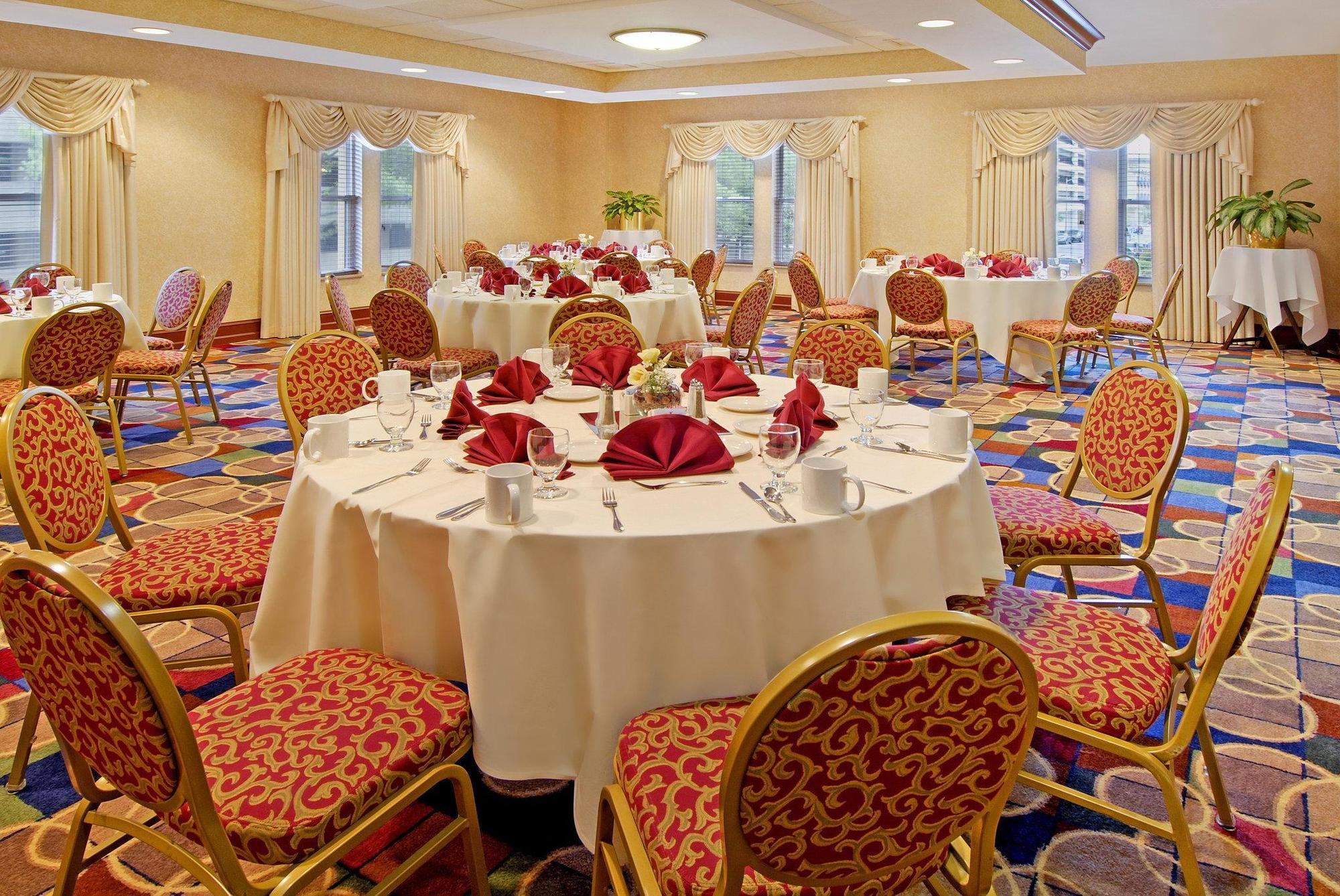 מלון Courtyard By Marriott Norfolk Downtown מראה חיצוני תמונה