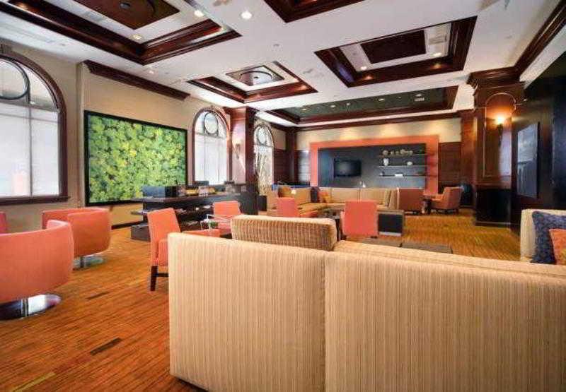 מלון Courtyard By Marriott Norfolk Downtown מראה פנימי תמונה
