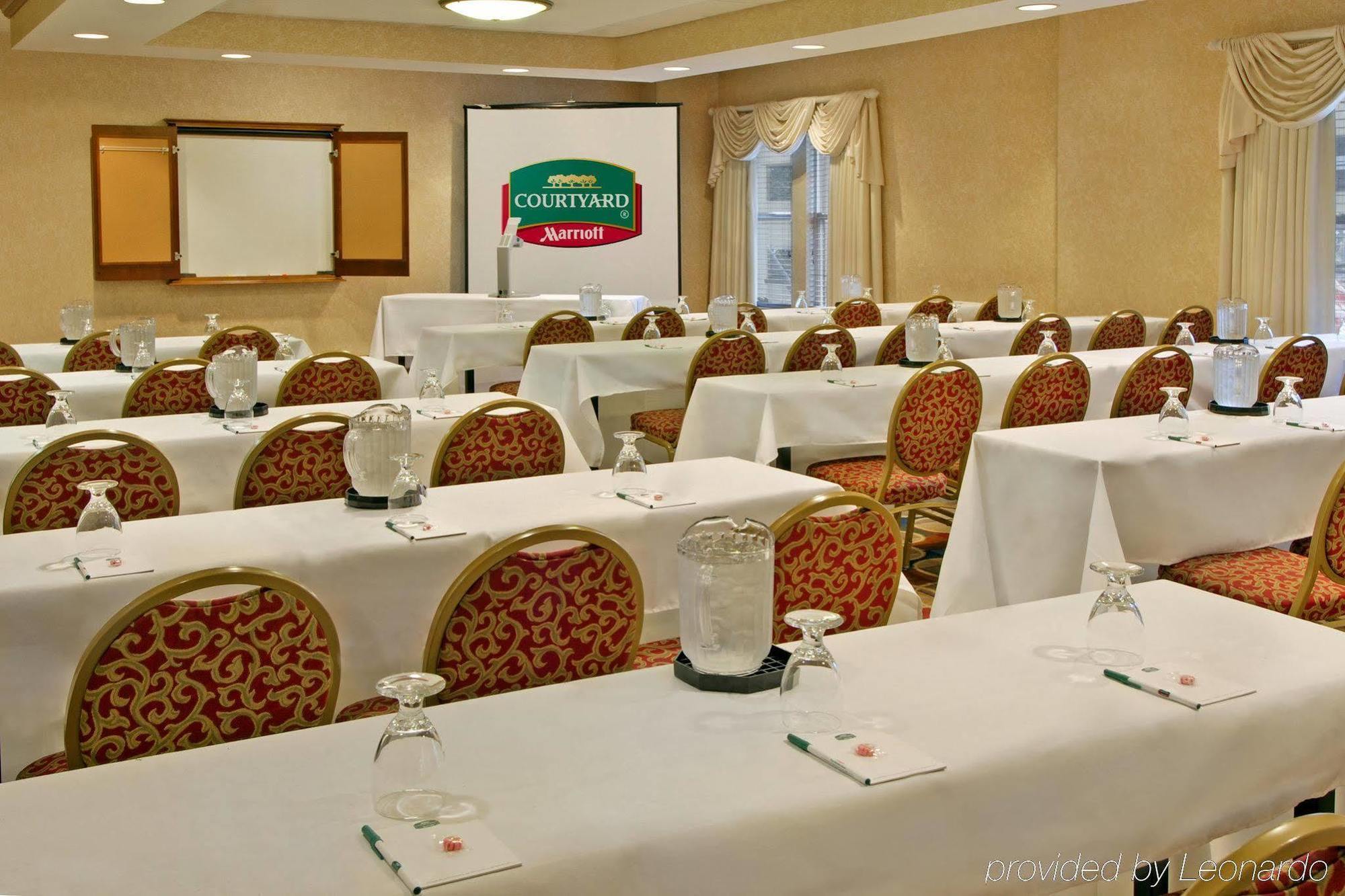 מלון Courtyard By Marriott Norfolk Downtown מראה חיצוני תמונה