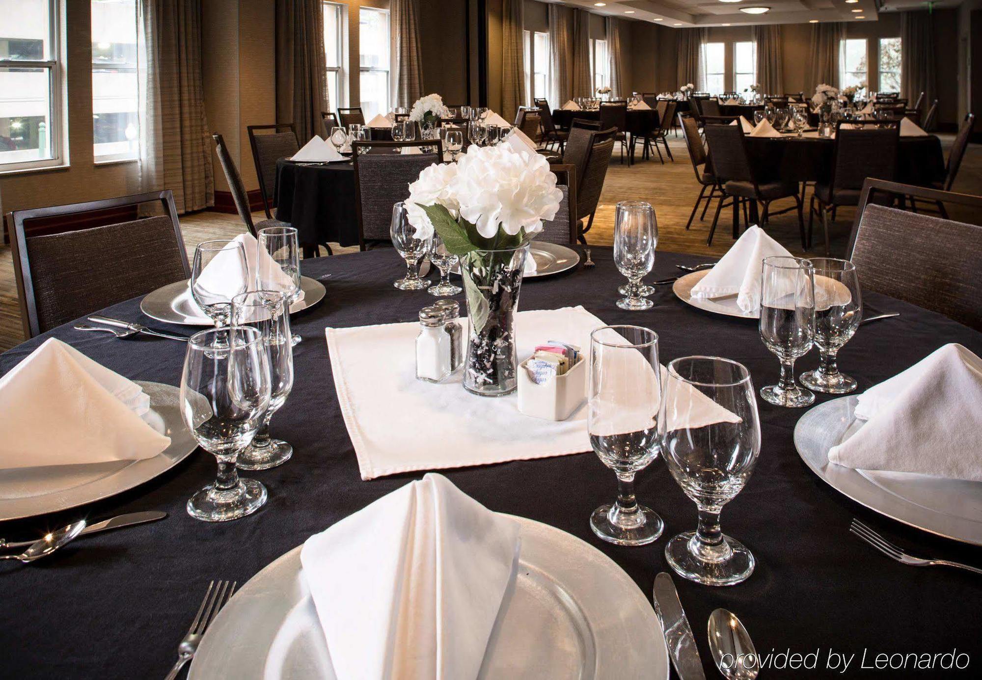 מלון Courtyard By Marriott Norfolk Downtown מראה חיצוני תמונה