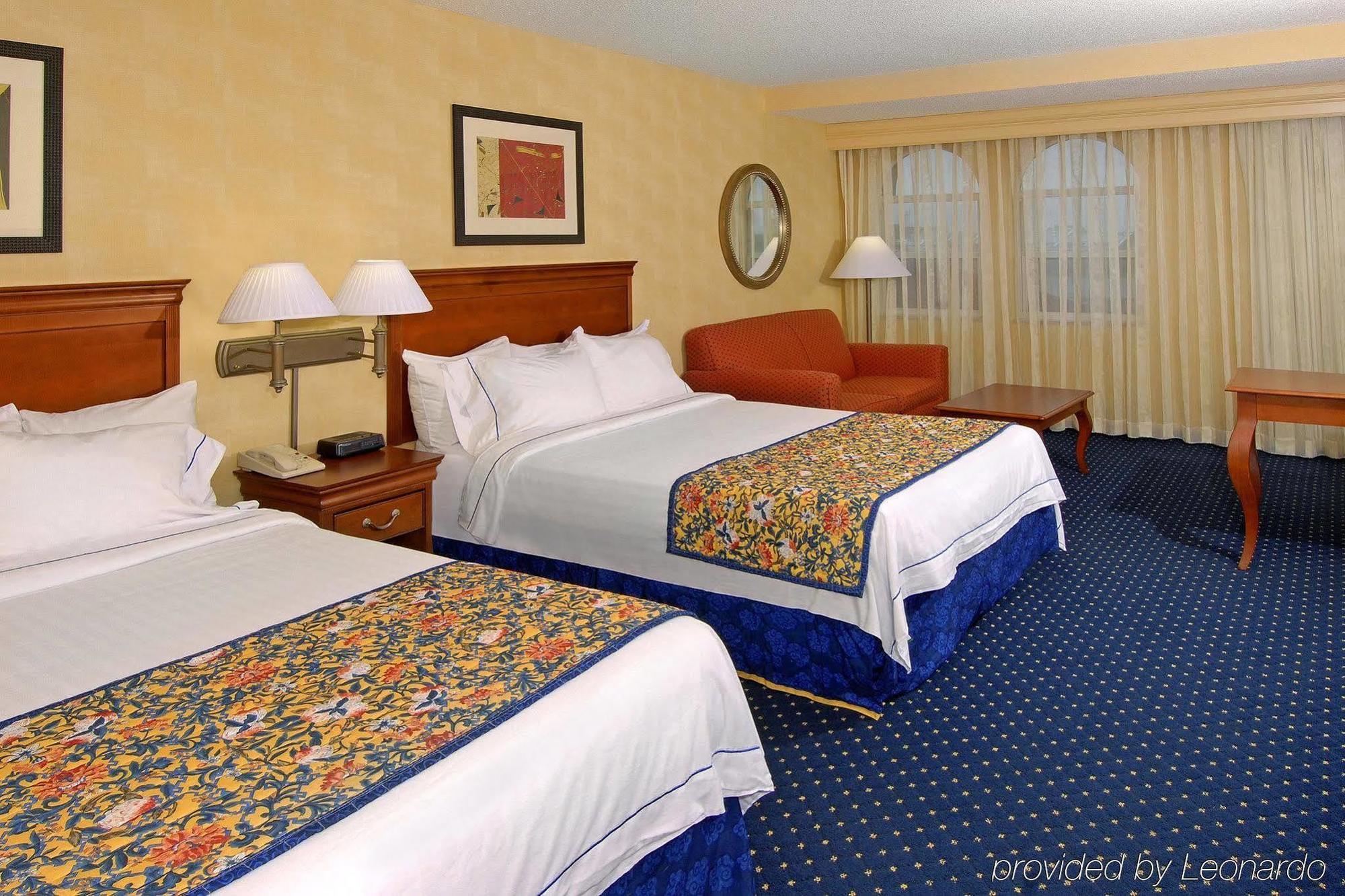 מלון Courtyard By Marriott Norfolk Downtown מראה חיצוני תמונה