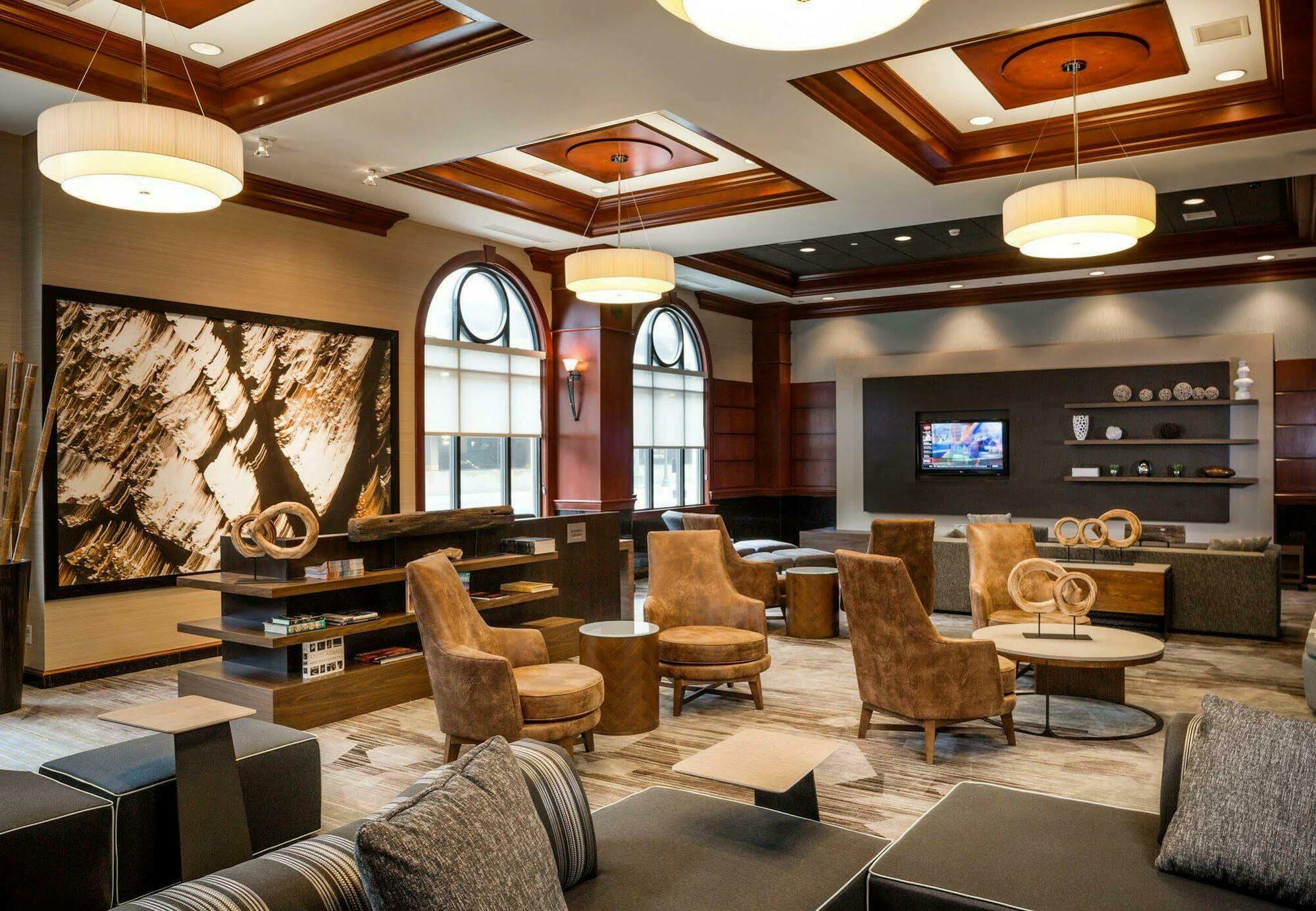 מלון Courtyard By Marriott Norfolk Downtown מראה חיצוני תמונה